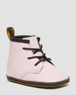 Boots 1460 en cuir auburn pour nouveau-né in Pale Pink