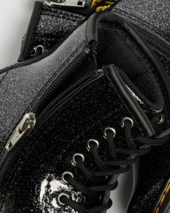BOOTS 1460 EN CUIR GLITTER PATENT POUR TOUT-PETIT in Noir & Argenté