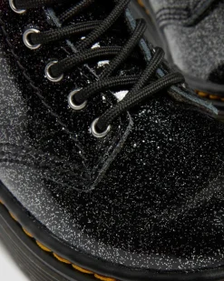 BOOTS 1460 EN CUIR GLITTER PATENT POUR TOUT-PETIT in Noir & Argenté