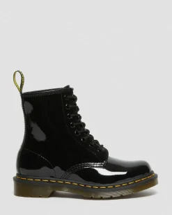 Boots 1460 en cuir verni à lacets in Noir