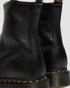 Boots 1460 en cuir virginia à zip in Noir