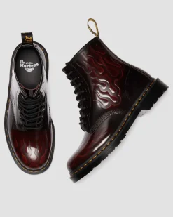 Boots 1460 Inferno en cuir à lacets in Rouge Cherry Red