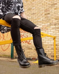 Boots montantes 1490 en cuir Smooth à lacets in Noir