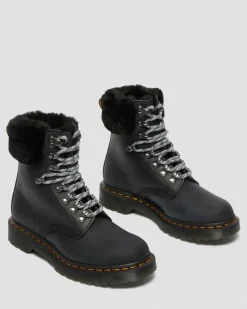 Boots 1460 Serena à Col Doublées de Fourrure Synthétique in Noir