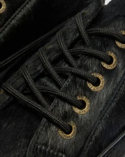 Chaussures Buzz en cuir Hair On à 5 œillets in Noir
