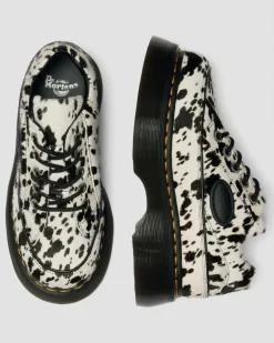 Chaussures Buzz à 5 œillets en cuir Hair On dalmatien in Crème & Noir