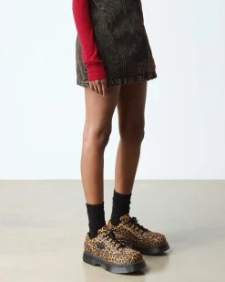 Chaussures Buzz à imprimé léopard et à 5 œillets in Léopard