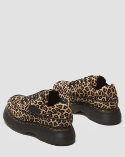 Chaussures Buzz à imprimé léopard et à 5 œillets in Léopard