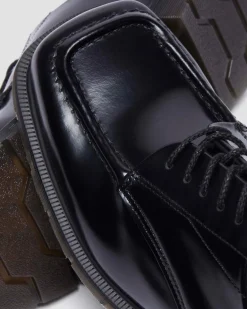 Chaussures Durrow en cuir Buttero à 5 œillets in Noir