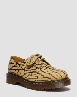 Chaussures 1461 en daim Wild Emboss in Brun Teck Et Noir