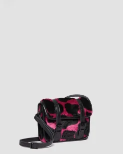 Sac bandoulière en Hair-On imprimé vache 18 cm in Thrift Pink